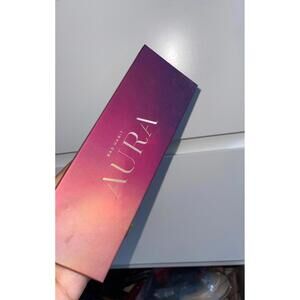 Pigmented eyeshadow palette